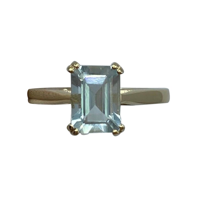 1.50 Carat Blue Aquamarine Emerald Octagon Cut Yellow Gold Solitaire Ring