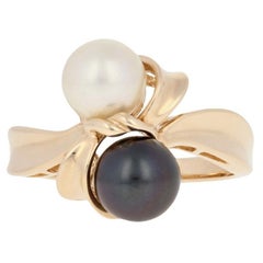 Vintage New Cultured Pearl Bypass Ring, 14k Yellow Gold Women's Two-Stone