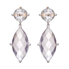 Boucles d'oreilles pendantes et scintillantes en or blanc 18 carats avec quartz royal et diamants