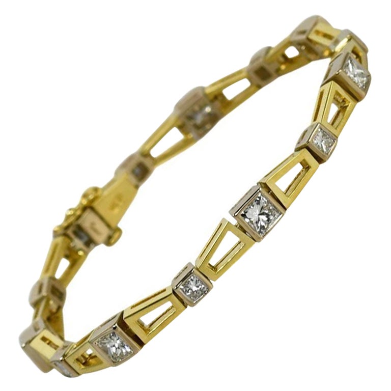 14K Yellow Gold Diamond Bracelet, 4.20tdw, 22.8g