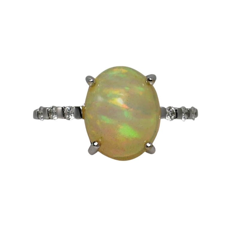18K White Gold Opal & Diamond Ring, 2.7g For Sale
