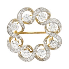 Edwardian 3.85 Carats Diamond Platinum-Topped Circle Wreath Brooch