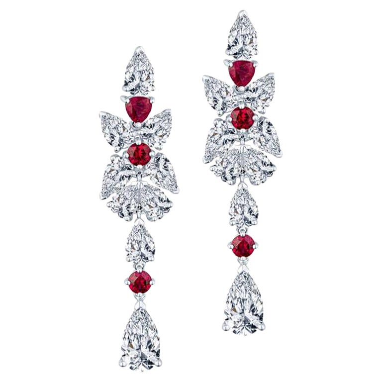 Boucles d'oreilles en goutte en or blanc 18 carats avec diamants taille rose de 7,00 carats et rubis de 1,25 carat