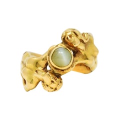 Antique Art Nouveau Cat's Eye Chrysoberyl 18 Karat Gold Unisex Figural Band Ring