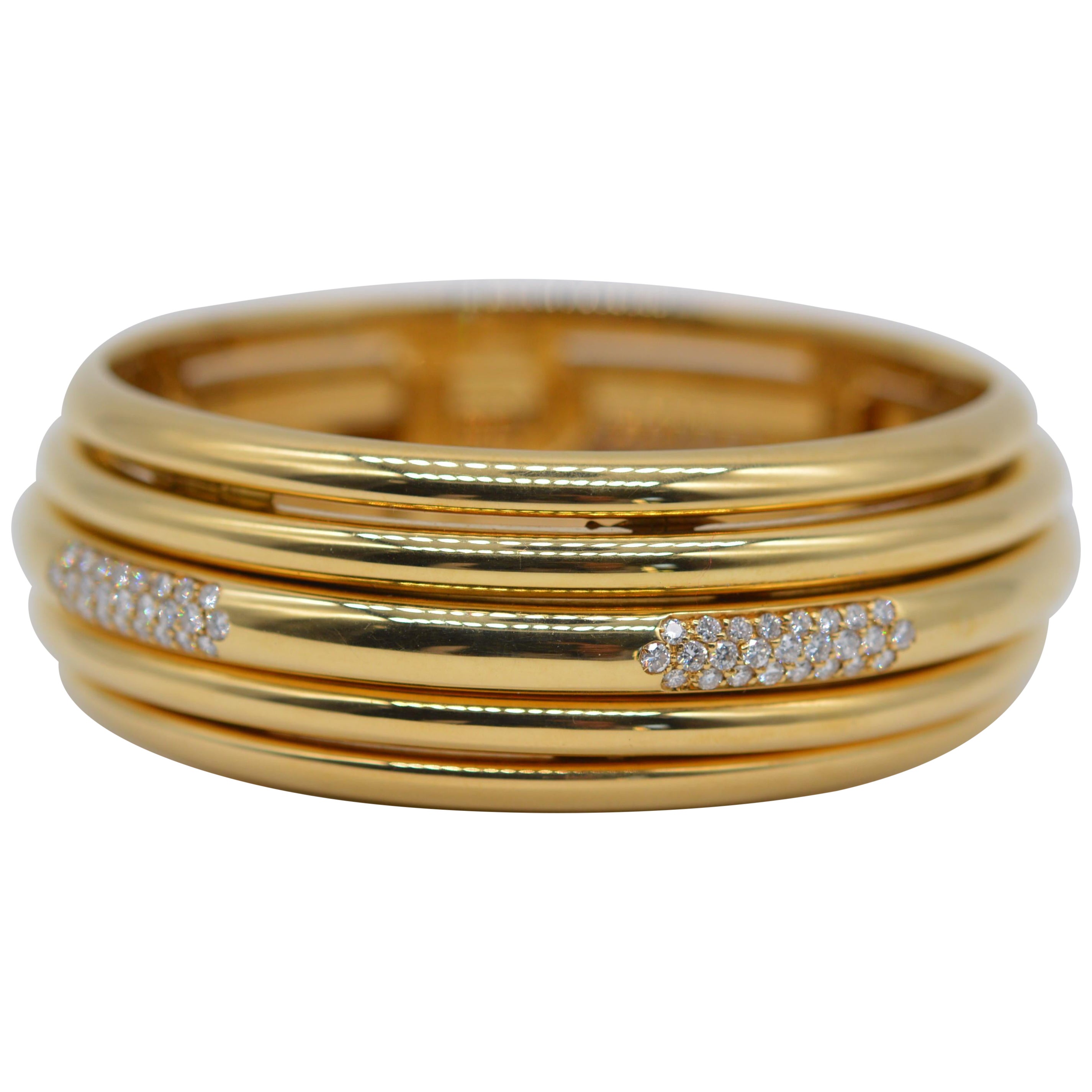 Piaget Possession Spinning Bangle 18K Yellow Gold with Diamonds Unworn For Sale