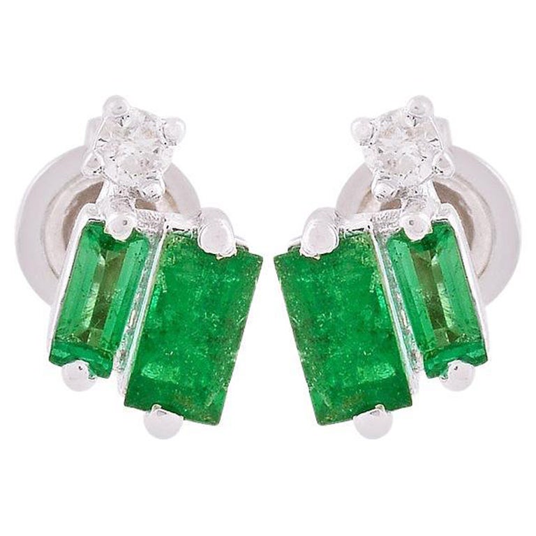 Baguette Emerald Diamond 14 Karat Gold Stud Earrings