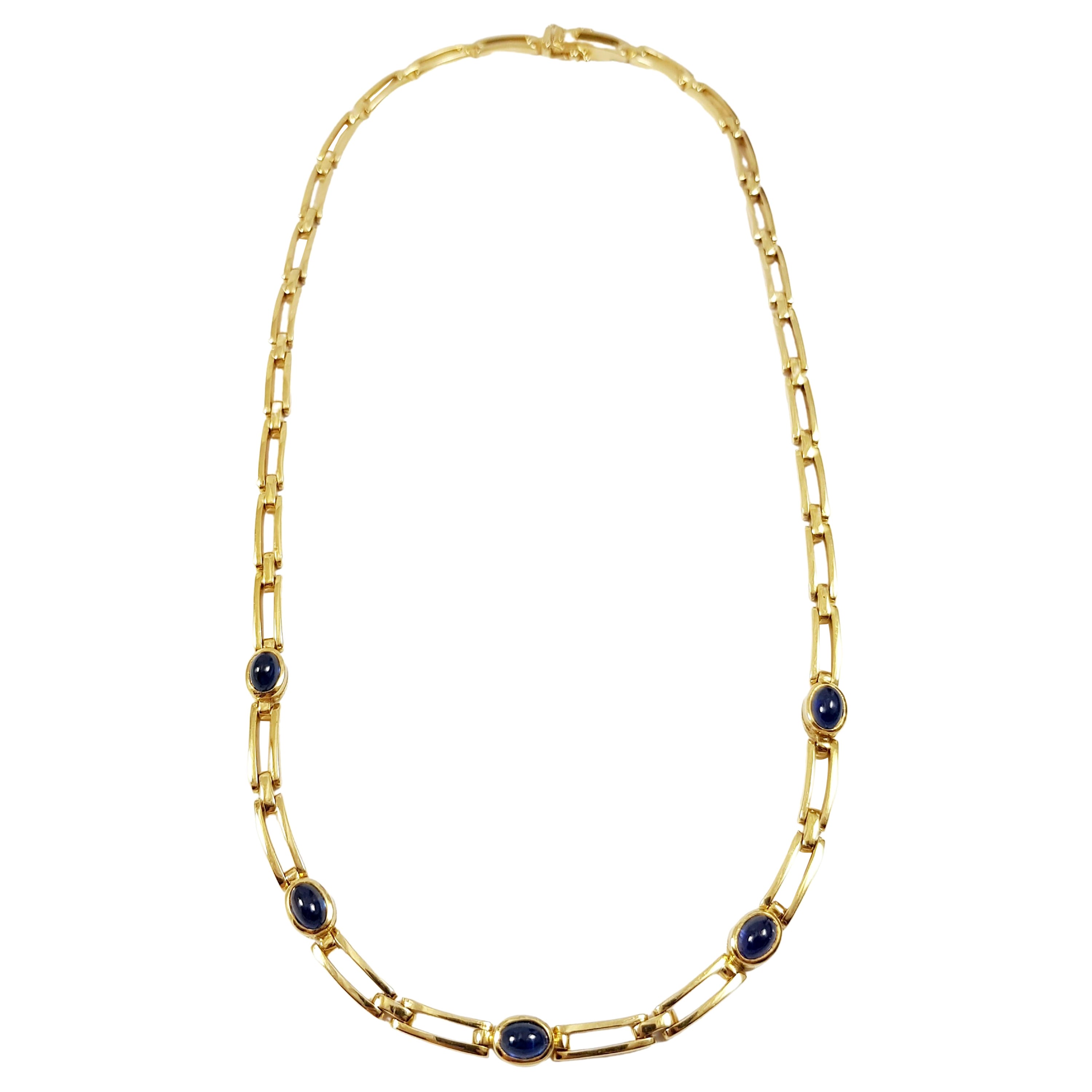 Cabochon Blue Sapphire Necklace Set in 18 Karat Gold Settings For Sale