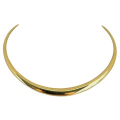 14 Karat Yellow Gold Ladies Graduated Omega Link Necklace