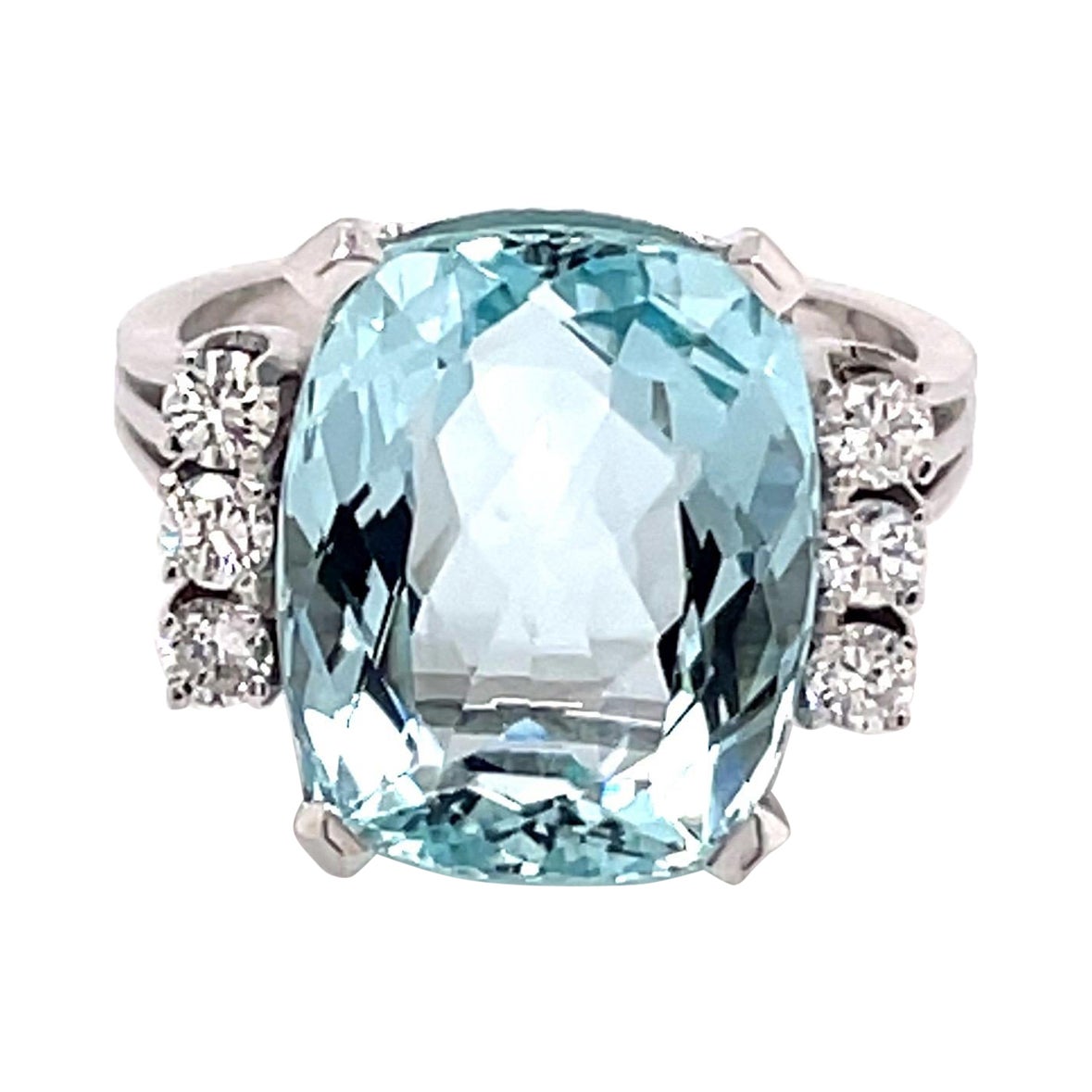 Vintage 1960's 7.35ct Cushion Cut Aquamarine Ring with Diamonds