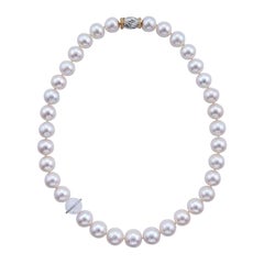 White Akoya Pearls Necklace with Quartz and Diamonds in 18 Kt Gold
