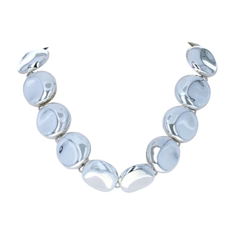 Margarita Vera Laguna Contoured Circles 