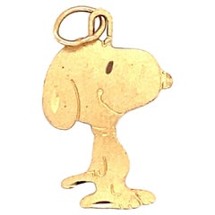 Peanuts Snoopy Charm in 14 Karat Gold