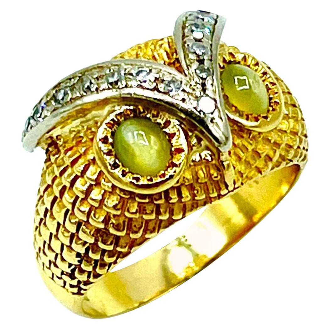 Chrysoberyl Cat's Eye and Diamond 18K Yellow & White Gold Owl Cocktail Ring