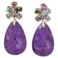 Pendants d'oreilles en or rose 18 carats avec saphirs multiples et diamants taille rose en sugilite