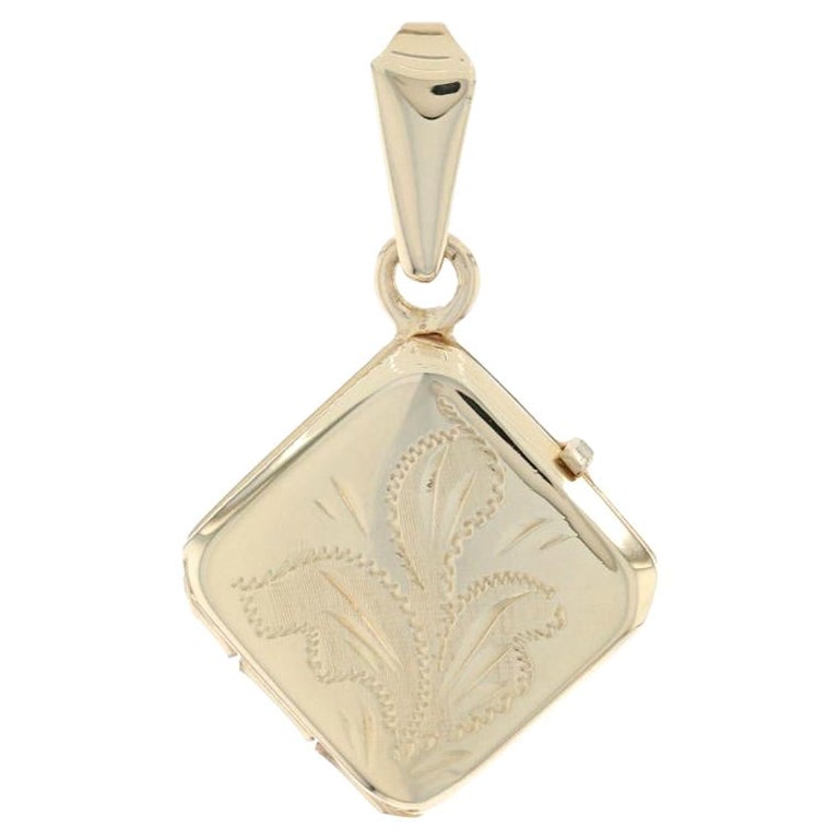 Cartier Elegant Gold Pocket Photo Locket at 1stDibs cartier locket