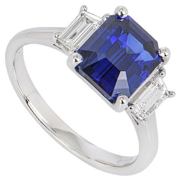 Bague Saphir Royal Bleu Certifié - Or Blanc Avec Diamants - Taille US 5.5 - Neuf Sans Boîte