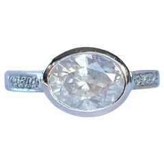 Vintage Diamond and 18 Carat White Gold Ring