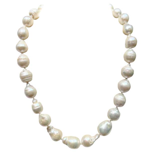 New South Sea Baroque Pearl with Silver Magnetic Clasp For Sale at ...