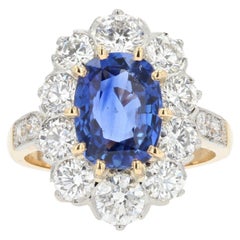 Modern 3.53 Carat Sapphire, Diamond 18 Karat Yellow Gold Pompadour Ring
