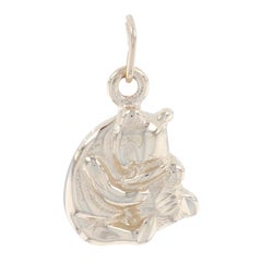 Disney Winnie the Pooh Pendant Yellow Gold 14k Pooh Bear Cartoon Character Charm