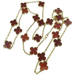 Van Cleef
Arpels 20 Motifs Carnelian Gold Alhambra Necklace Van Cleef
Arpels 20 Motifs Carnelian Gold Alhambra Necklace