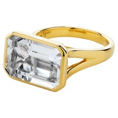 Anillo Mogul de Oro Amarillo Syna con Cristal de Roca