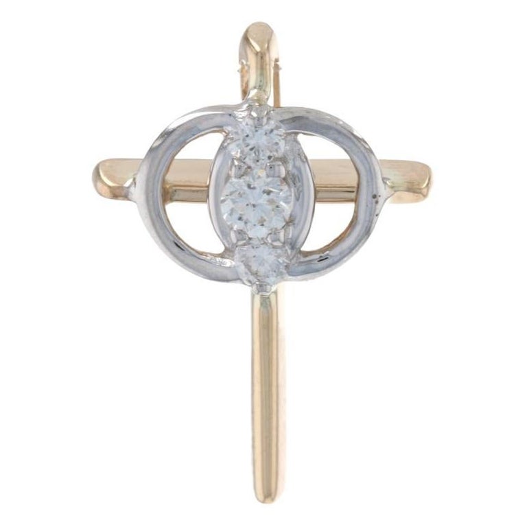Christian Marriage Symbol Diamond Pendant Yellow Gold, 14k Round 1/8ctw Cross For Sale
