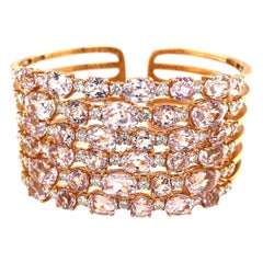 Or rose 18 carats 35,28 carats Kunzite 3,70 carats Bracelet manchette diamants