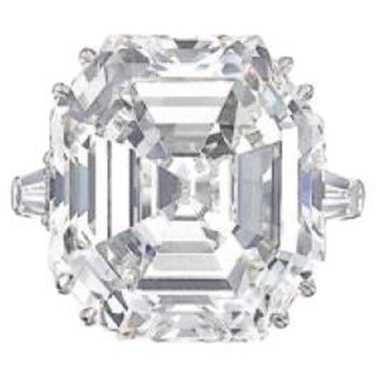 GIA Certified 21.71 Carat Antique Emerald Cut Diamond Ring