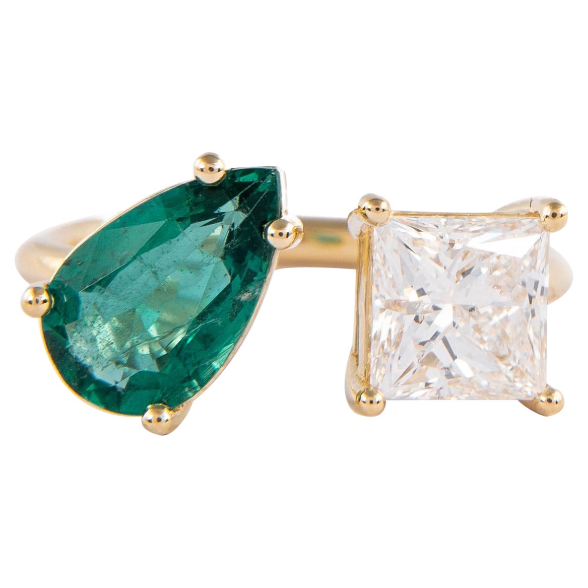 Alexander GIA Certified 3.09 Carat Toi Et Moi Emerald & Diamonds Ring 18k Gold