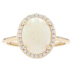 Vintage Yellow Gold Opal & Diamond Halo Ring, 14k Oval Cabochon Cut 1.77ctw
