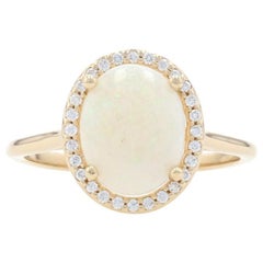 Retro Yellow Gold Opal & Diamond Halo Ring, 14k Oval Cabochon Cut 1.77ctw