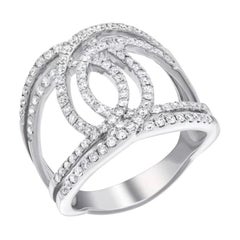 Bague fantaisie élégante en or blanc avec diamants blancs pour elle