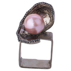 Exclusive 925 Sterling Silver Ifess Pearl and Black Spinel Ring by German