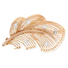 Yellow Gold Diamond Dewdrop Feather Brooch 18k Round Brilliant .33ctw Nature Pin