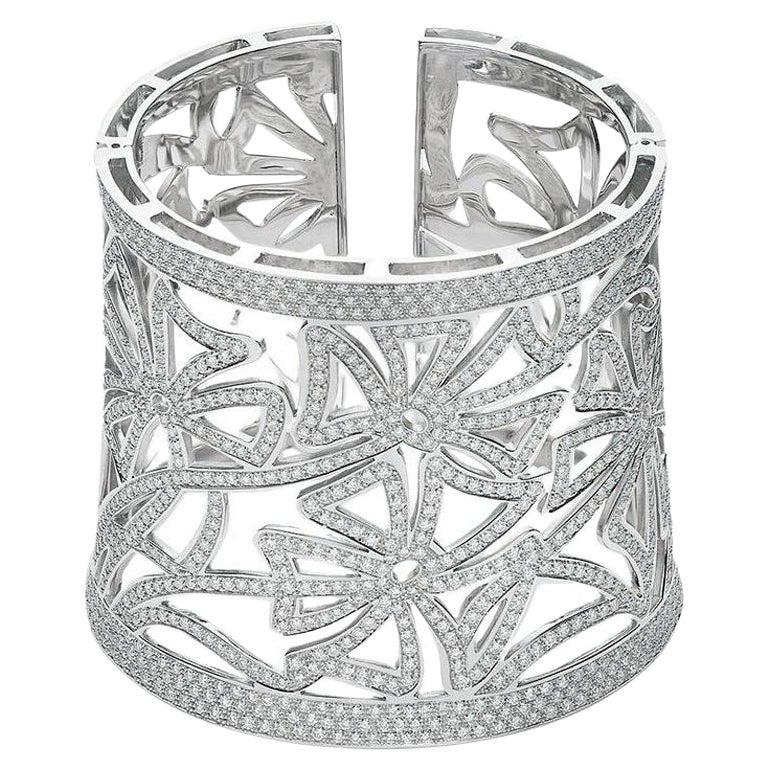 Diamant-Blumen-Armband mit starrer Manschette