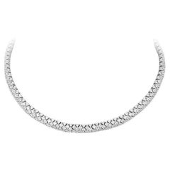 Collier en or blanc avec diamants