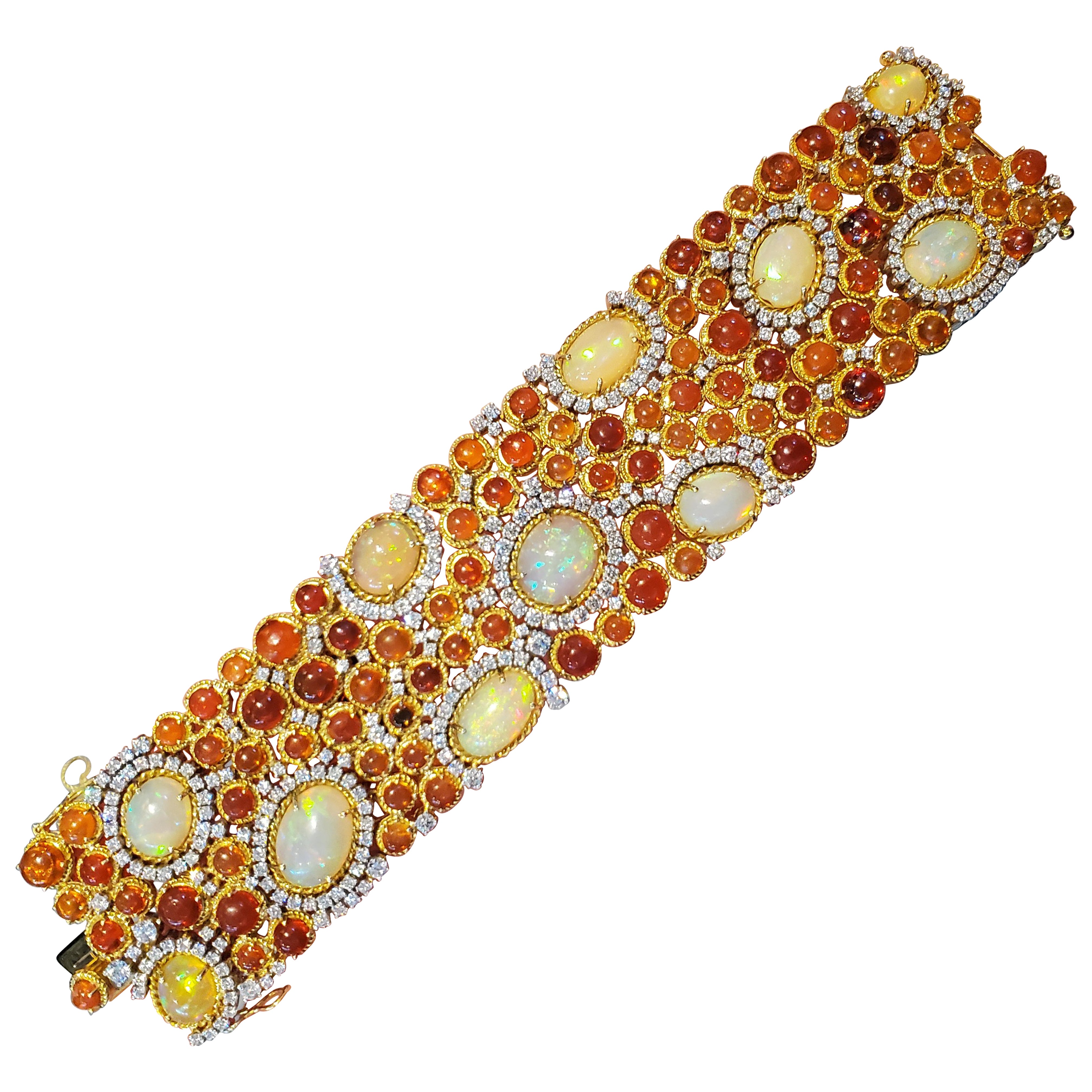 Armband mit mehrfarbigem Opal und Diamanten  im Angebot