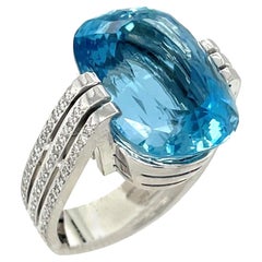 Platinum 18.32Ct Cushion Cut Aquamarine Ring with 0.85 Ct. Diamond Setting Ring