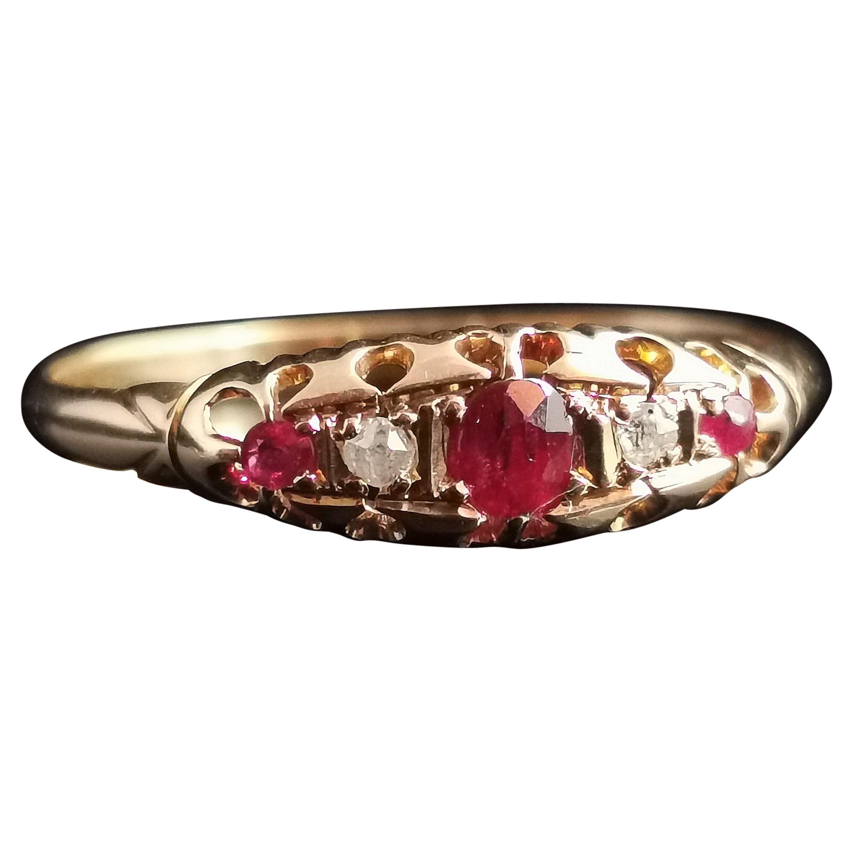 Antique Victorian Ruby and Diamond Ring, 18 Karat Yellow Gold