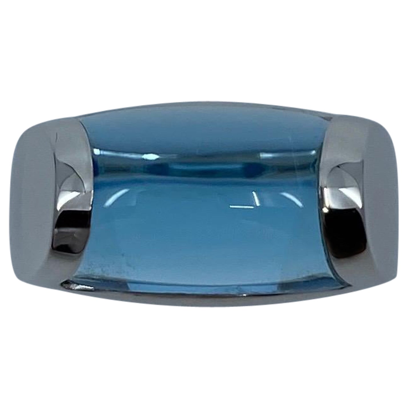 Bvlgari Blue Topaz Tronchetto 18k White Gold Ring.

Beautiful domed blue topaz set in a fine 18k white gold tension set ring.

In excellent condition, has been professionally polished and cleaned.

Ring size UK: L1/2
US 6. 

Comes with original