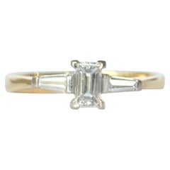 Retro Diamond and 18 Carat White Gold Solitaire Ring