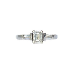 Anello solitario vintage con diamante e oro bianco da 18 carati