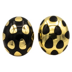 Tiffany & Co. A. Cummings Boucles d'oreilles en or jaune 18 carats et jade noir positif/négatif