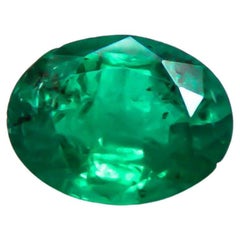 Émeraude certifiée GIA de 3,35 carats de taille ovale et vert profond