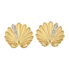 0.15ctw Diamond Seashell Stud Earrings in 14K Yellow Gold