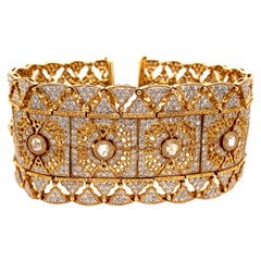 10.72 Carat Diamond Cuff Bracelet in 18 Karat Yellow Gold
