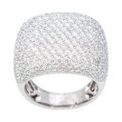 Bague avec pavé de diamants de 5,33 carats. Fabriqué en Italie 18 Kt