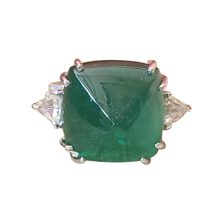 25.66 Carats, Sugarloaf Emerald & Trillion Diamonds Cocktail/ Engagement Ring For Sale