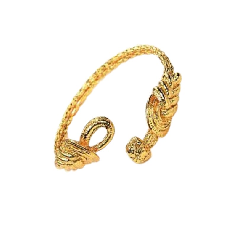 Chinese Knot Bracelet in Gold For Sale